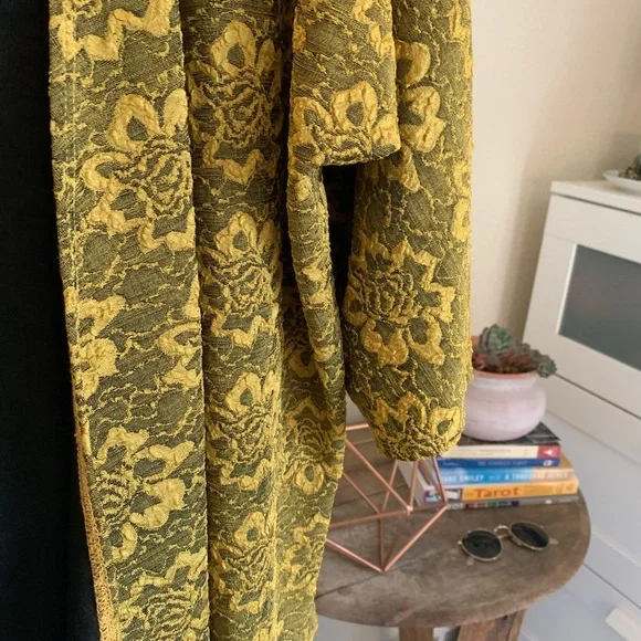 BOHO⚡️ lularoe lindsay mustard / gold lace kimono - Picture 5 of 7